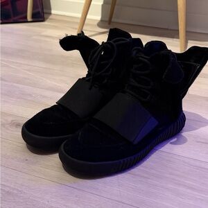 Authentic Addidas Yeezy Boost 750 “Triple Black” Men’s size 10.5